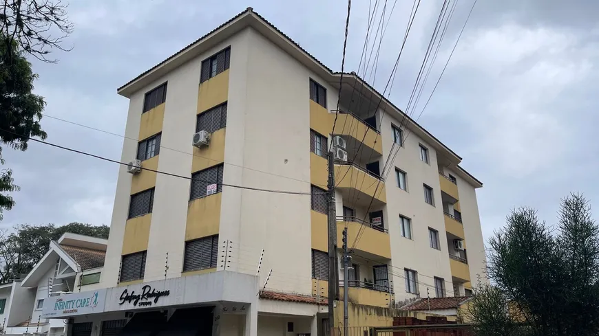 Foto 1 de Apartamento com 3 Quartos à venda, 110m² em Zona 07, Maringá