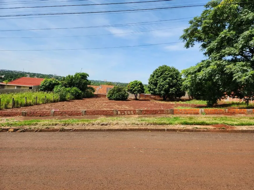 Foto 1 de Lote/Terreno à venda, 1000m² em Jardim Andrade, Maringá