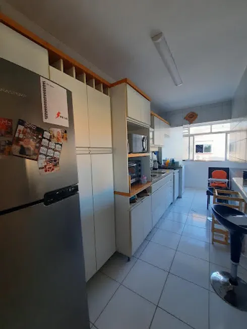 Foto 1 de Apartamento com 3 Quartos à venda, 76m² em Cristal, Porto Alegre