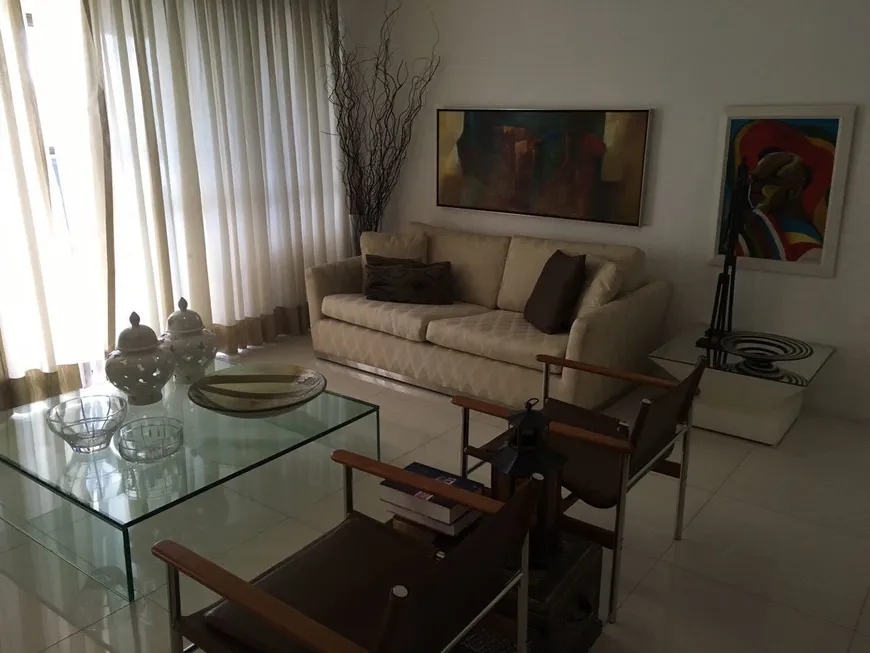 Foto 1 de Apartamento com 4 Quartos à venda, 154m² em Pituba, Salvador