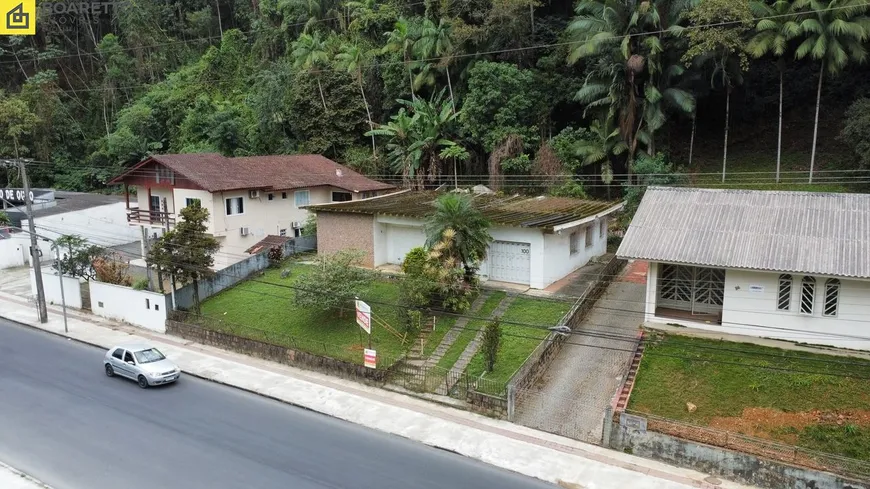 Foto 1 de Lote/Terreno à venda, 970m² em Boa Vista, Joinville