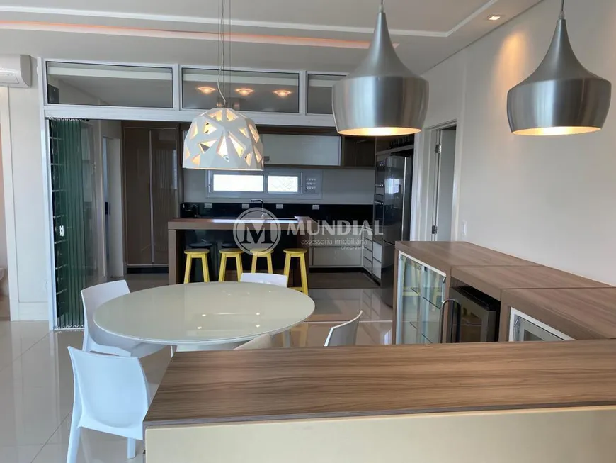Foto 1 de Apartamento com 4 Quartos para alugar, 161m² em Centro, Balneário Camboriú