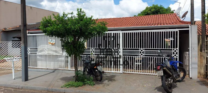 Foto 1 de Casa com 3 Quartos à venda, 112m² em Cafezal, Londrina