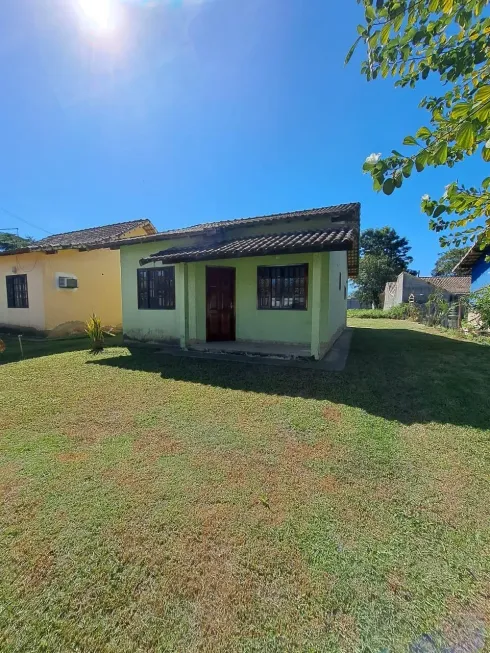 Foto 1 de Casa de Condomínio com 2 Quartos para venda ou aluguel, 300m² em Papucaia, Cachoeiras de Macacu