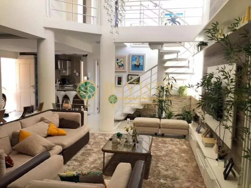 Foto 1 de Casa com 3 Quartos à venda, 230m² em Monte Verde, Florianópolis