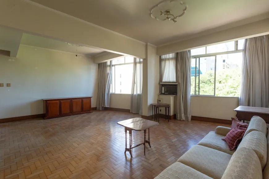 Foto 1 de Apartamento com 2 Quartos à venda, 116m² em Centro Histórico, Porto Alegre