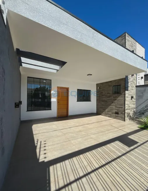 Foto 1 de Casa com 3 Quartos à venda, 81m² em Jardim Rio de Janeiro , Sarandi