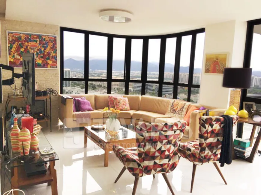 Foto 1 de Apartamento com 3 Quartos à venda, 201m² em Barra da Tijuca, Rio de Janeiro