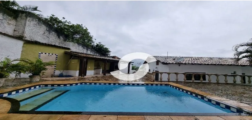 Foto 1 de Casa de Condomínio com 3 Quartos à venda, 550m² em Serra Grande, Niterói