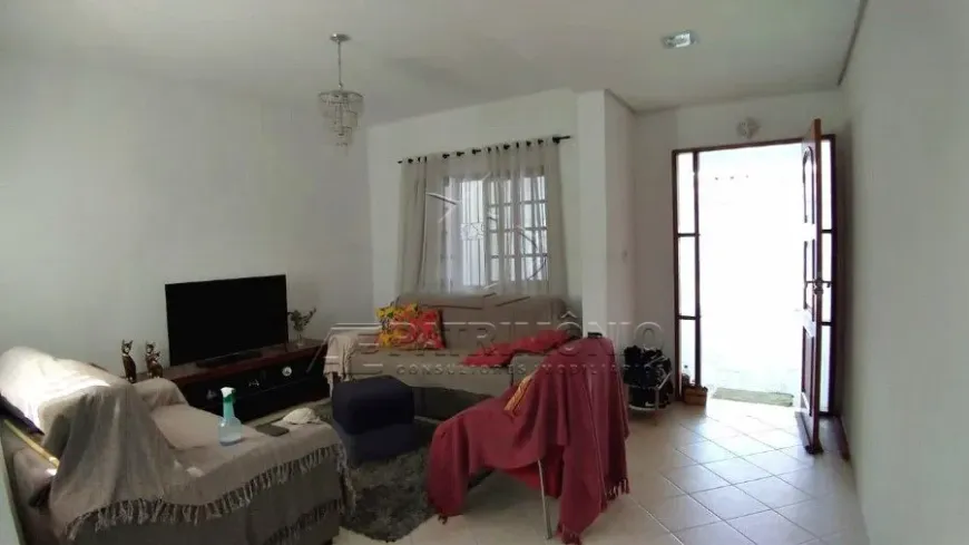 Foto 1 de Casa com 3 Quartos à venda, 174m² em Jardim Simus, Sorocaba