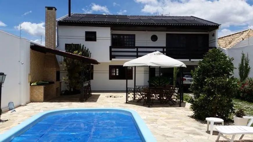 Foto 1 de Sobrado com 2 Quartos à venda, 300m² em Pineville, Pinhais