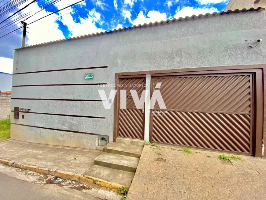 Foto 1 de Casa com 3 Quartos à venda, 300m² em Ponte Nova, Extrema