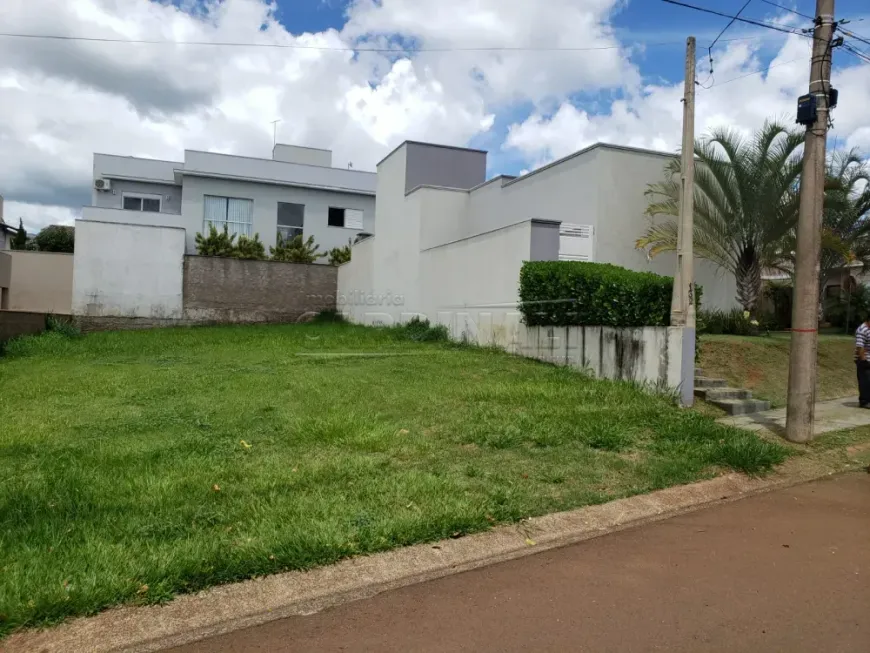 Foto 1 de Lote/Terreno à venda, 327m² em Residencial Village Damha, Araraquara