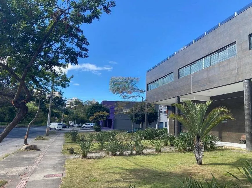 Foto 1 de Sala Comercial para alugar, 567m² em Castelo, Belo Horizonte