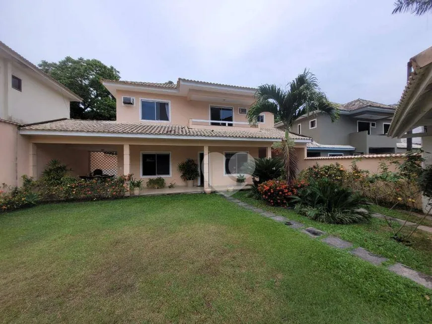 Foto 1 de Casa de Condomínio com 4 Quartos à venda, 233m² em Vargem Pequena, Rio de Janeiro