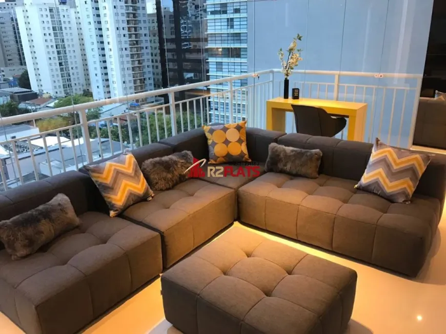 Foto 1 de Flat com 2 Quartos à venda, 80m² em Itaim Bibi, São Paulo