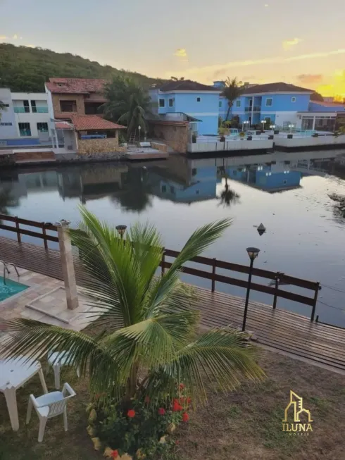 Foto 1 de Casa com 2 Quartos à venda, 71m² em Peró, Cabo Frio