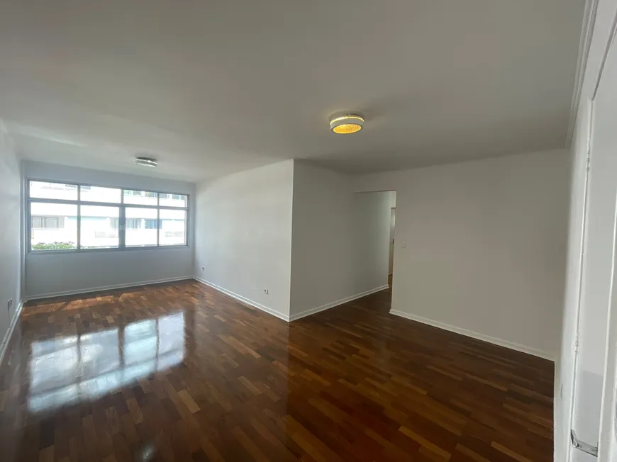 Foto 1 de Apartamento com 2 Quartos para alugar, 100m² em Vila Madalena, São Paulo