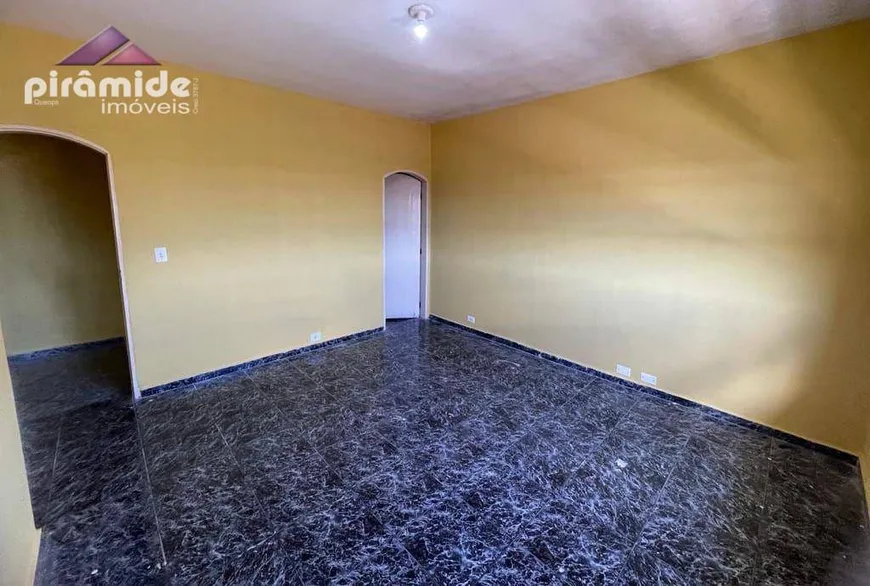 Foto 1 de Casa com 3 Quartos à venda, 200m² em Vila Zezé, Jacareí