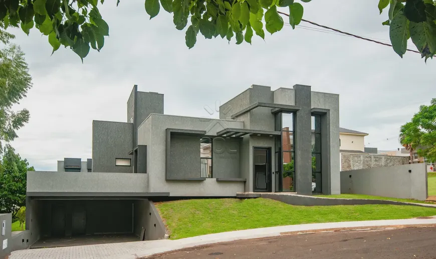 Foto 1 de Casa de Condomínio com 3 Quartos à venda, 261m² em Vila Shalon, Foz do Iguaçu