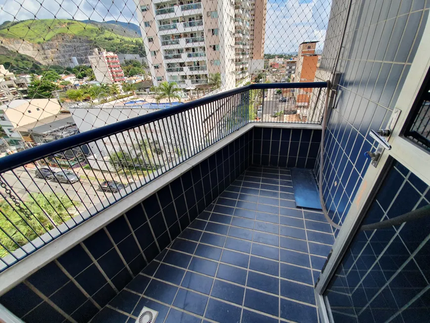 Foto 1 de Apartamento com 3 Quartos à venda, 110m² em Alvarez, Nova Iguaçu