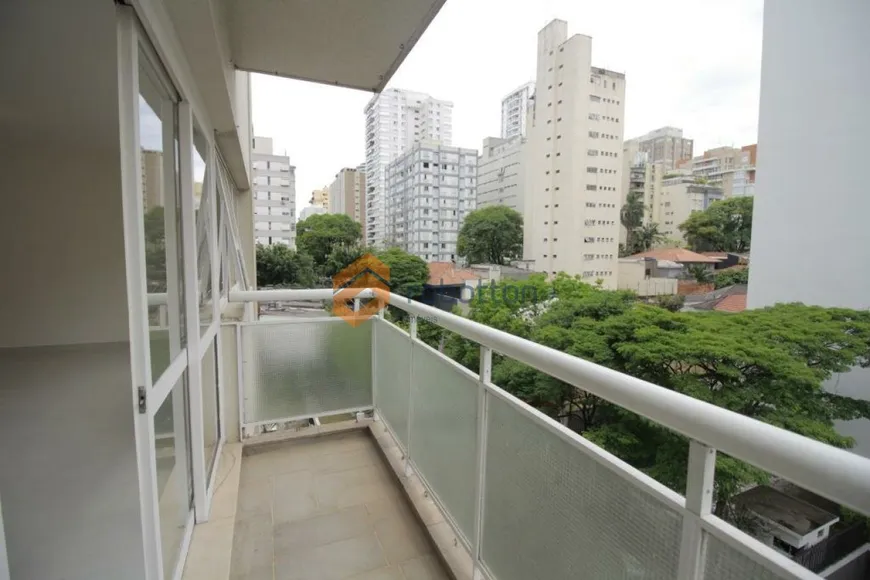 Foto 1 de Apartamento com 3 Quartos para alugar, 156m² em Jardim Paulista, São Paulo