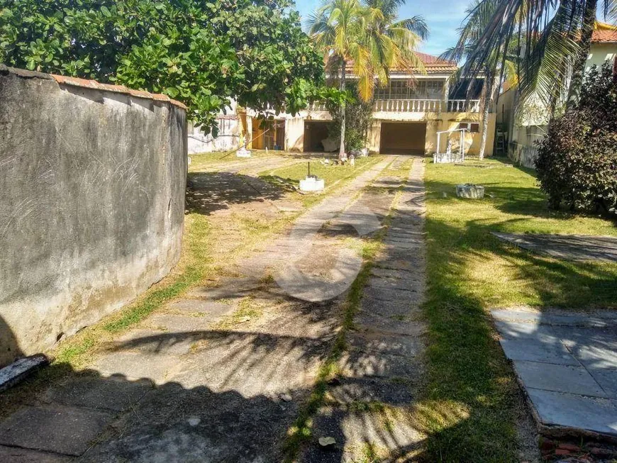 Foto 1 de Casa com 4 Quartos à venda, 390m² em Zacarias, Maricá