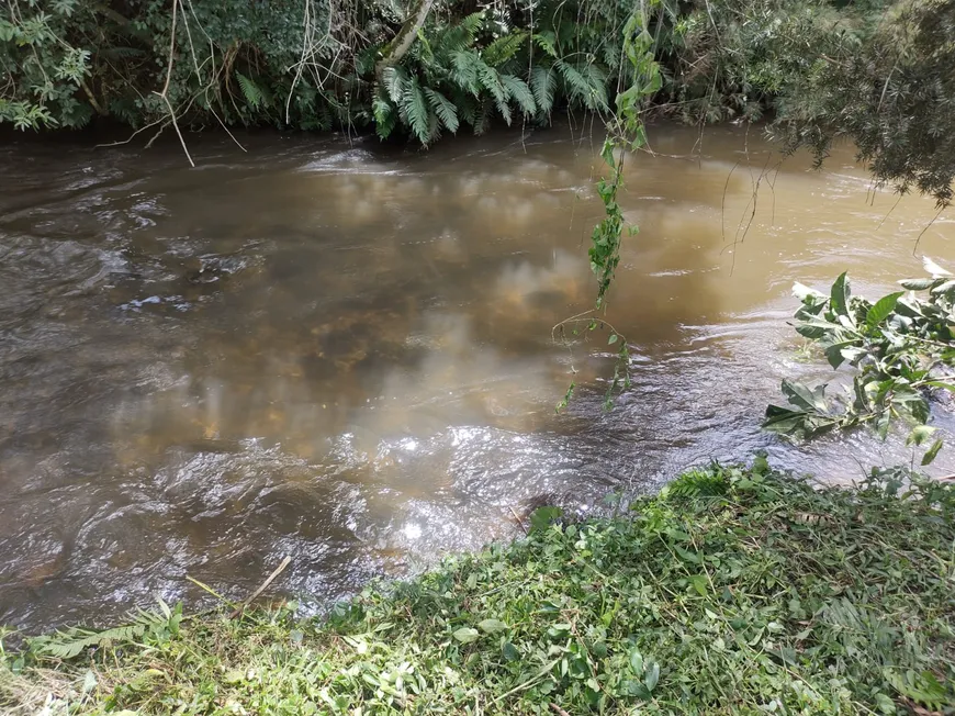 Foto 1 de Lote/Terreno à venda, 370m² em Zona Rural, Marmelópolis