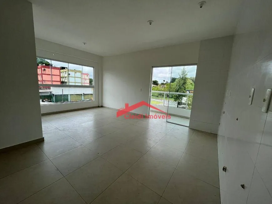 Foto 1 de Sala Comercial para alugar, 28m² em Floresta, Joinville