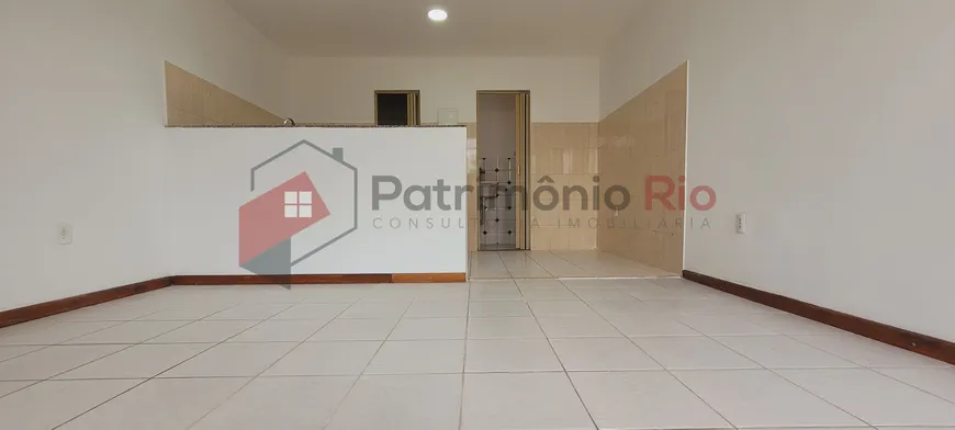 Foto 1 de Casa com 2 Quartos à venda, 59m² em Vigário Geral, Rio de Janeiro