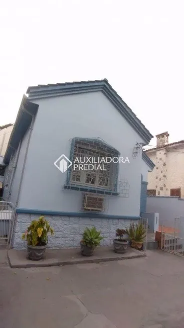 Foto 1 de Casa com 2 Quartos à venda, 280m² em Nonoai, Porto Alegre