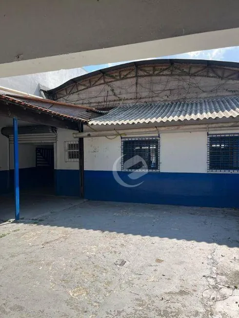 Foto 1 de Galpão/Depósito/Armazém à venda, 500m² em Vila Linda, Santo André