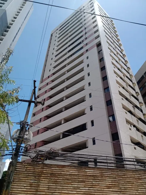 Foto 1 de Apartamento com 4 Quartos à venda, 130m² em Rosarinho, Recife