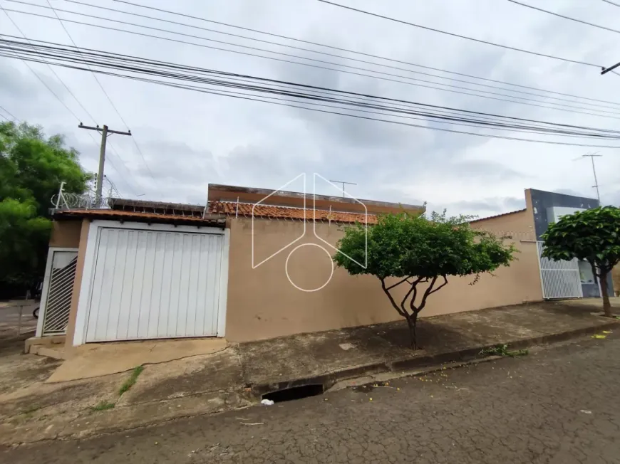 Foto 1 de Casa com 3 Quartos para alugar, 15m² em César de Almeida, Marília