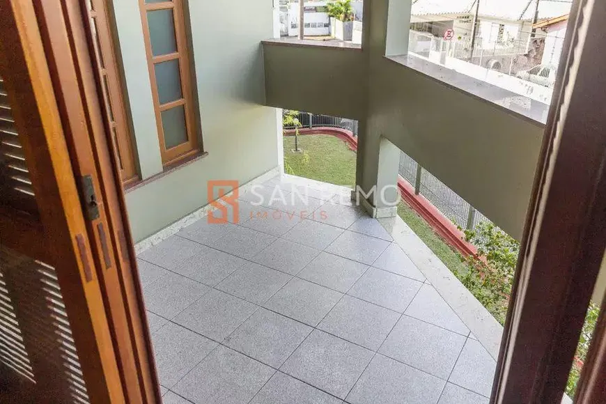 Foto 1 de Casa com 4 Quartos à venda, 1080m² em Fazenda Santo Antonio, São José