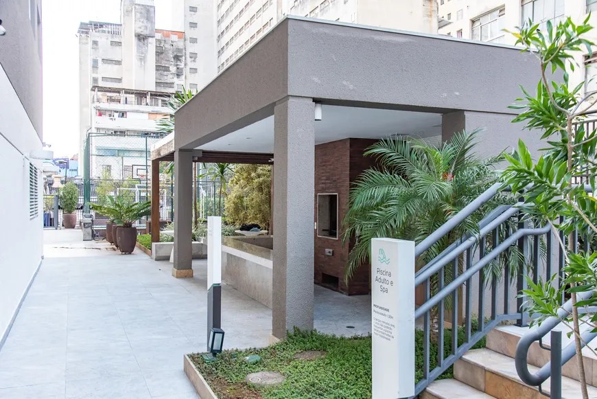 Foto 1 de Apartamento com 1 Quarto à venda, 38m² em Liberdade, São Paulo