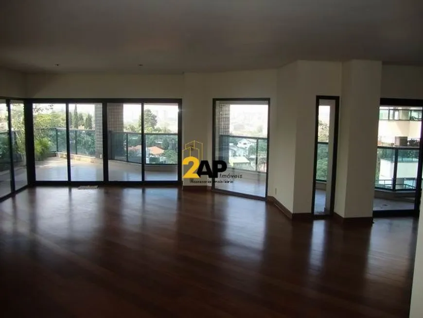 Foto 1 de Apartamento com 4 Quartos à venda, 450m² em Jardim Vitoria Regia, São Paulo