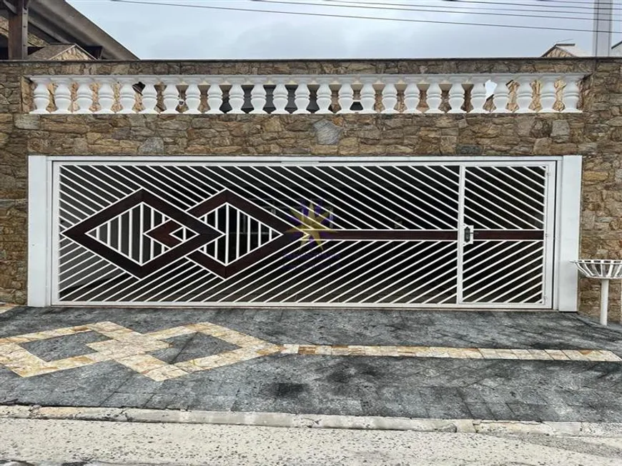 Foto 1 de Sobrado com 3 Quartos à venda, 160m² em Cidade Patriarca, São Paulo