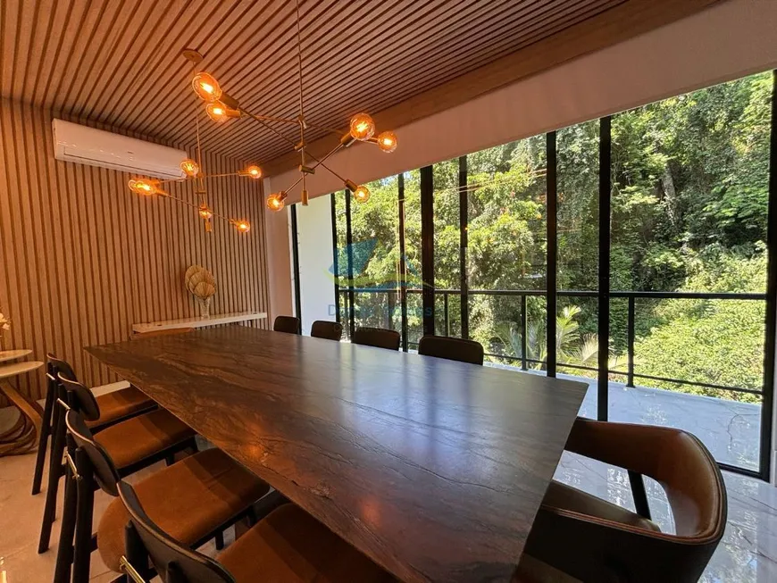 Foto 1 de Casa de Condomínio com 5 Quartos à venda, 370m² em Vila Progresso, Niterói