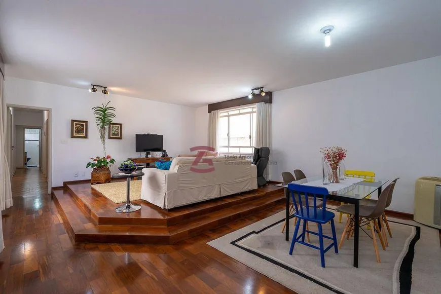 Foto 1 de Apartamento com 3 Quartos à venda, 180m² em Higienópolis, São Paulo