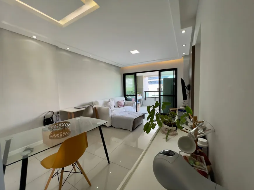 Foto 1 de Apartamento com 1 Quarto à venda, 56m² em Paralela, Salvador