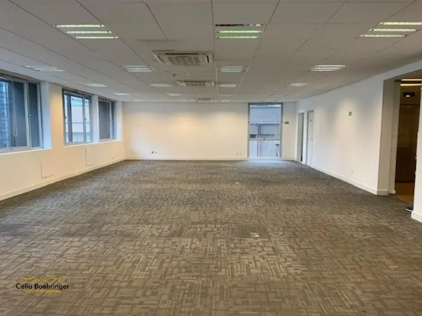 Foto 1 de Ponto Comercial para alugar, 200m² em Bela Vista, São Paulo