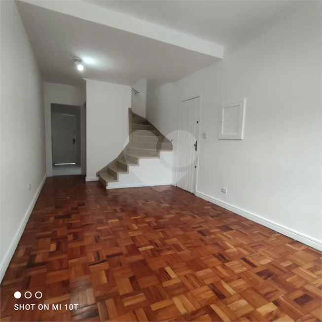 Foto 1 de Casa com 2 Quartos à venda, 90m² em Alto Da Boa Vista, São Paulo