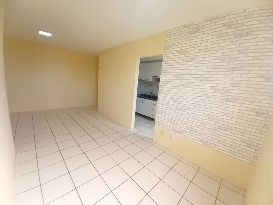 Foto 1 de Apartamento com 3 Quartos à venda, 60m² em Montese, Fortaleza