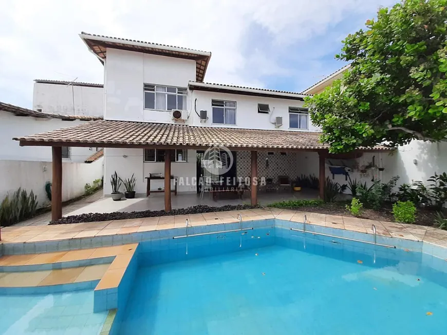 Foto 1 de Casa com 4 Quartos à venda, 317m² em Vilas do Atlantico, Lauro de Freitas