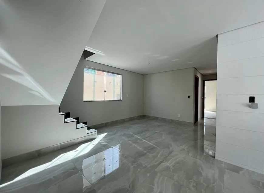 Foto 1 de Apartamento com 3 Quartos à venda, 70m² em Heliópolis, Belo Horizonte