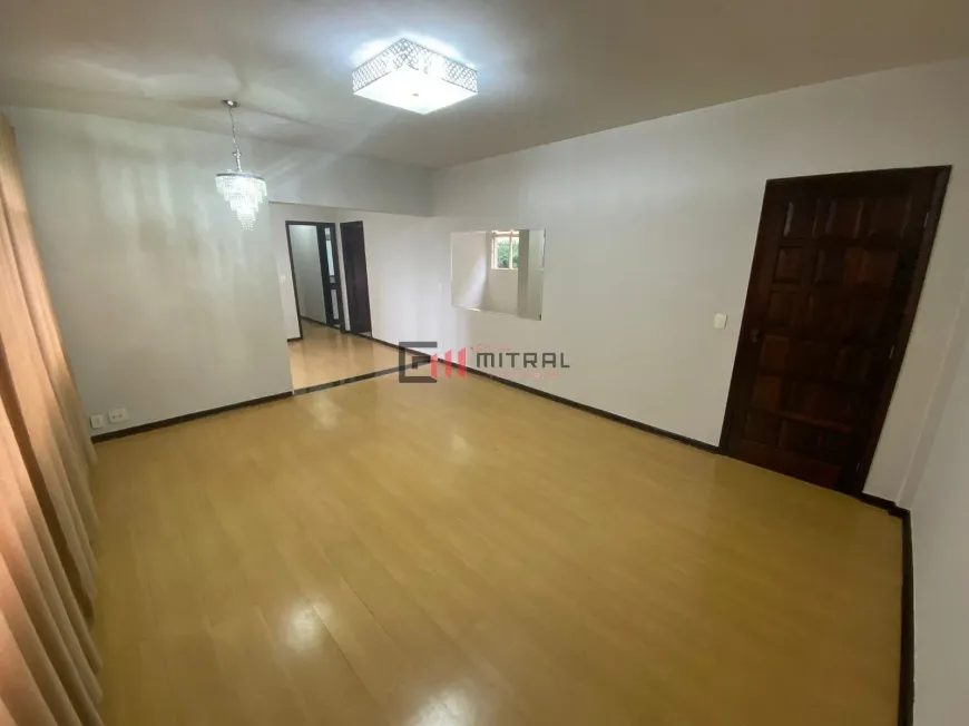 Foto 1 de Apartamento com 3 Quartos à venda, 109m² em Centro, Londrina