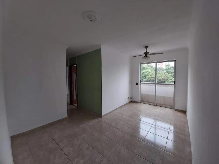 Foto 1 de Apartamento com 3 Quartos à venda, 58m² em Jardim Santa Terezinha, São Paulo