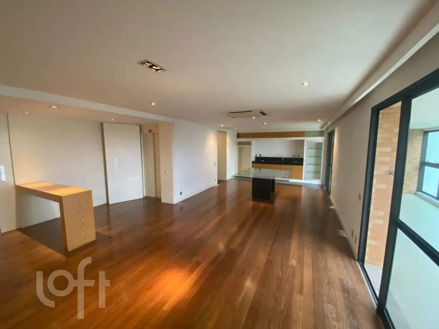 Foto 1 de Apartamento com 3 Quartos à venda, 192m² em Vila Andrade, São Paulo