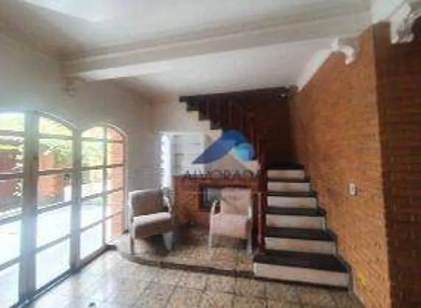 Foto 1 de Sobrado com 3 Quartos à venda, 220m² em Jardim Altos de Santana, São José dos Campos
